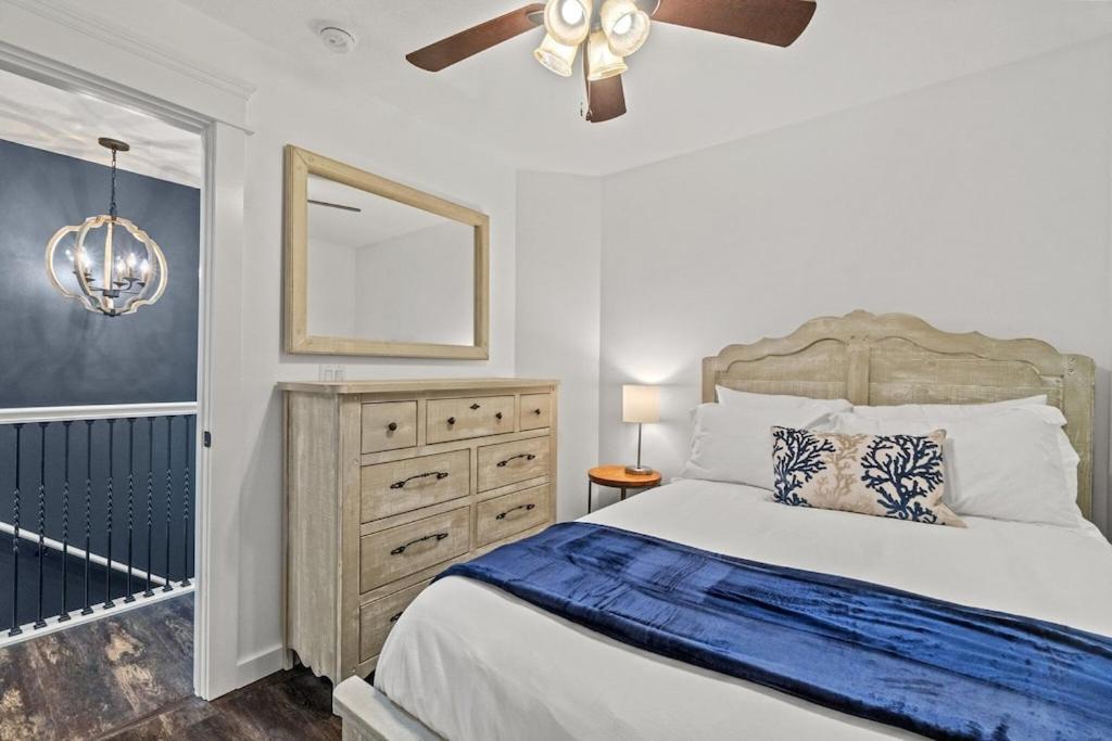 Newly Remodeled Beachfront Townhome - Sleeps 14 Panama Stadt Exterior foto