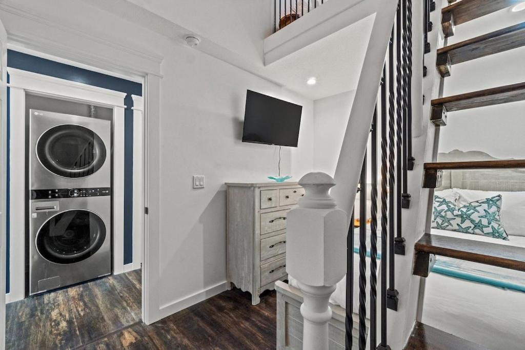 Newly Remodeled Beachfront Townhome - Sleeps 14 Panama Stadt Exterior foto
